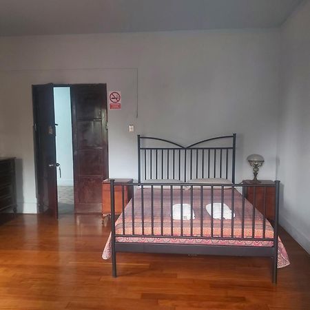 Global Family Backpackers Hostel Lima Exterior photo