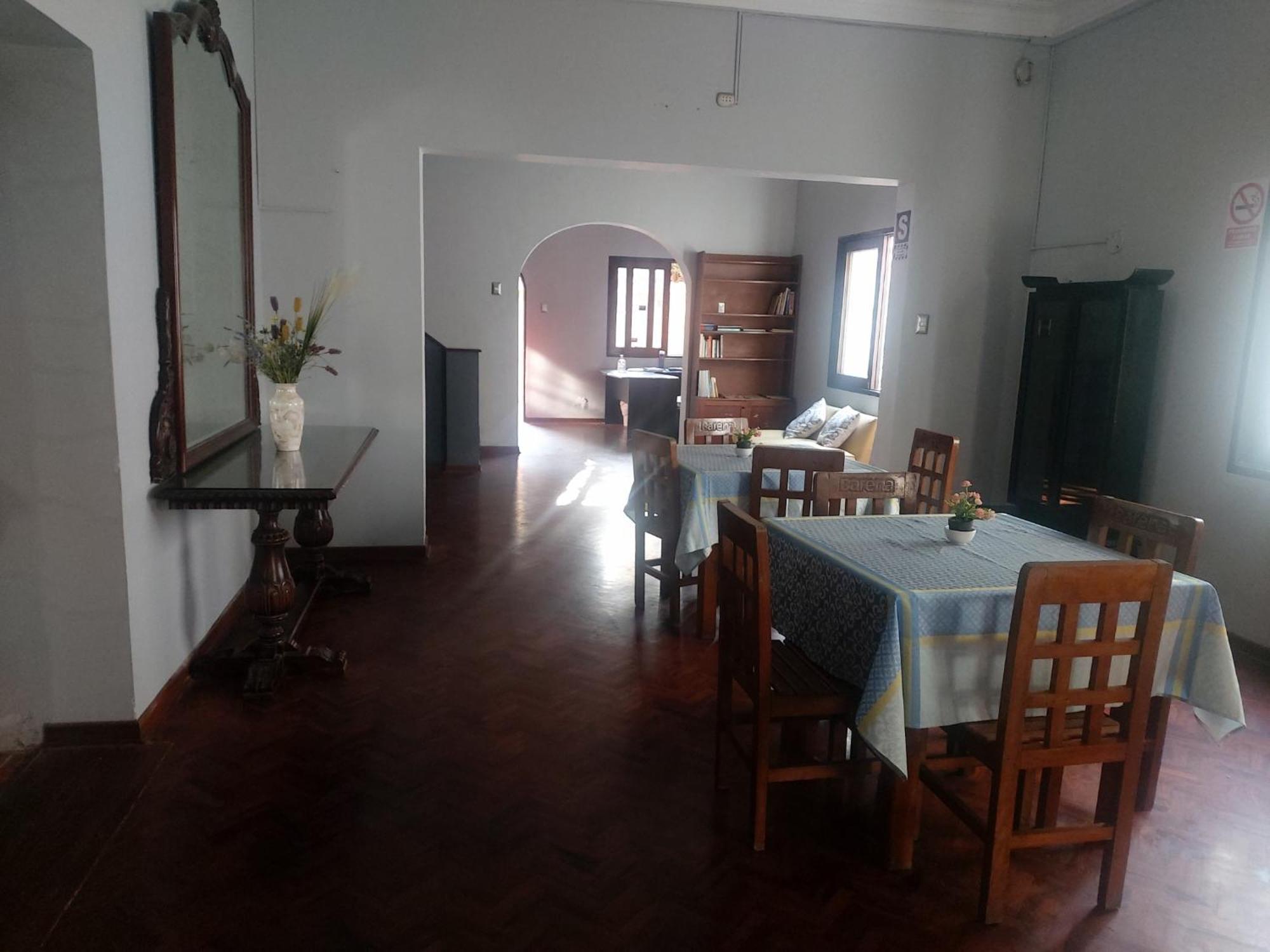 Global Family Backpackers Hostel Lima Exterior photo